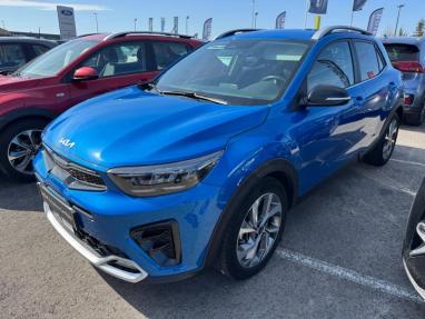 Voir le détail de l'offre de cette KIA Stonic 1.0 T-GDi 100ch GT Line Premium DCT7 de 2023 en vente à partir de 216.68 € / mois