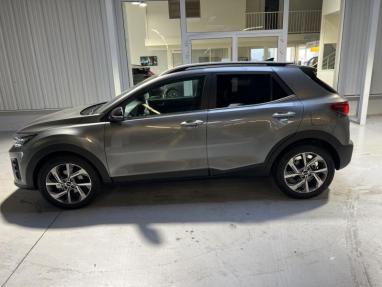 Voir le détail de l'offre de cette KIA Stonic 1.0 T-GDi 100ch GT Line de 2025 en vente à partir de 236.49 €  / mois