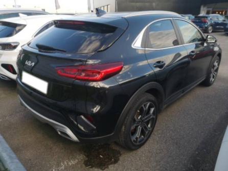 KIA XCeed 1.6 GDi 105ch + Plug-In 60.5ch Black & White Edition DCT6 MY22 à vendre à Saint-Maximin - Image n°4
