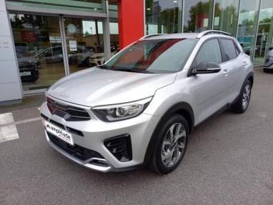 Voir le détail de l'offre de cette KIA Stonic 1.0 T-GDi 120ch MHEV GT Line iBVM6 de 2022 en vente à partir de 173.72 € / mois