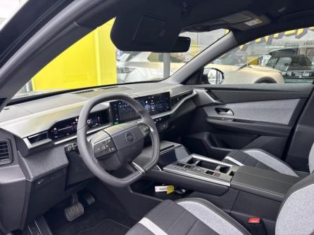 OPEL Grandland X 1.2 Turbo Hybrid 145ch Edition e-DCT6 à vendre à Bourges - Image n°9