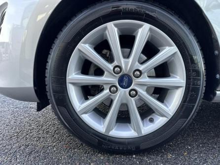FORD Fiesta 1.0 EcoBoost 100ch Stop&Start Titanium 5p à vendre à Gien - Image n°9